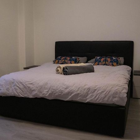 Апартаменти Bilocale Vicino Al Centro Di Verona - Ristrutturato Di Recente! Екстер'єр фото